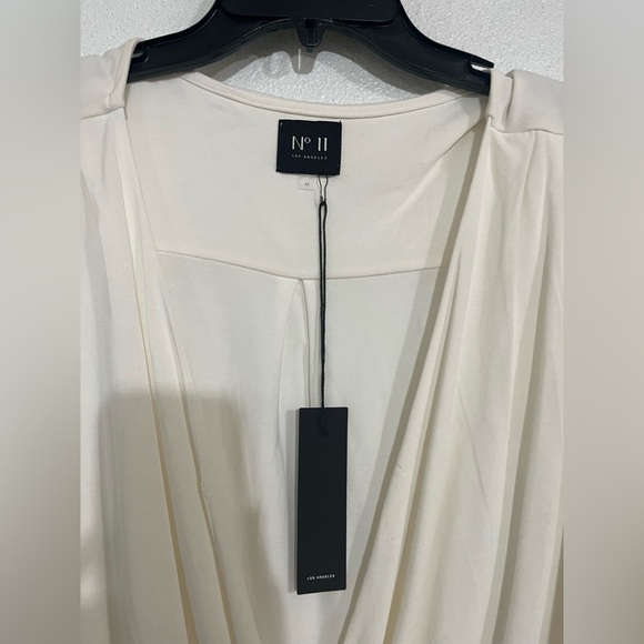 N 11 Los Angeles open front top eggshell white Sz M NWT - Picture 2 of 3